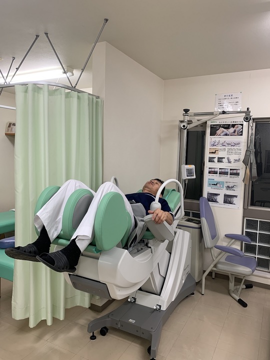 整骨院 牽引機 頚腰！ 整骨院 牽引装置 接骨院 整形外科 頸部